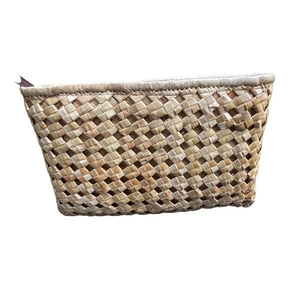 Hand Crafted Handbags - Handmade Woven Straw Small Coin Purse NEW